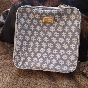 Aerin Lauder Estee Lauder Cosmetic Bag With Sample Size Luxery Skincare Items